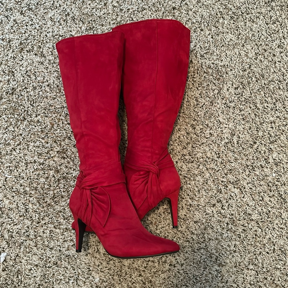 Tall shade heel boot